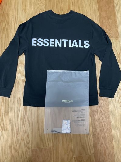 FEAR OF GOD ESSENTIALS Logo Boxy Long Sleeve T-Shirt "Black"