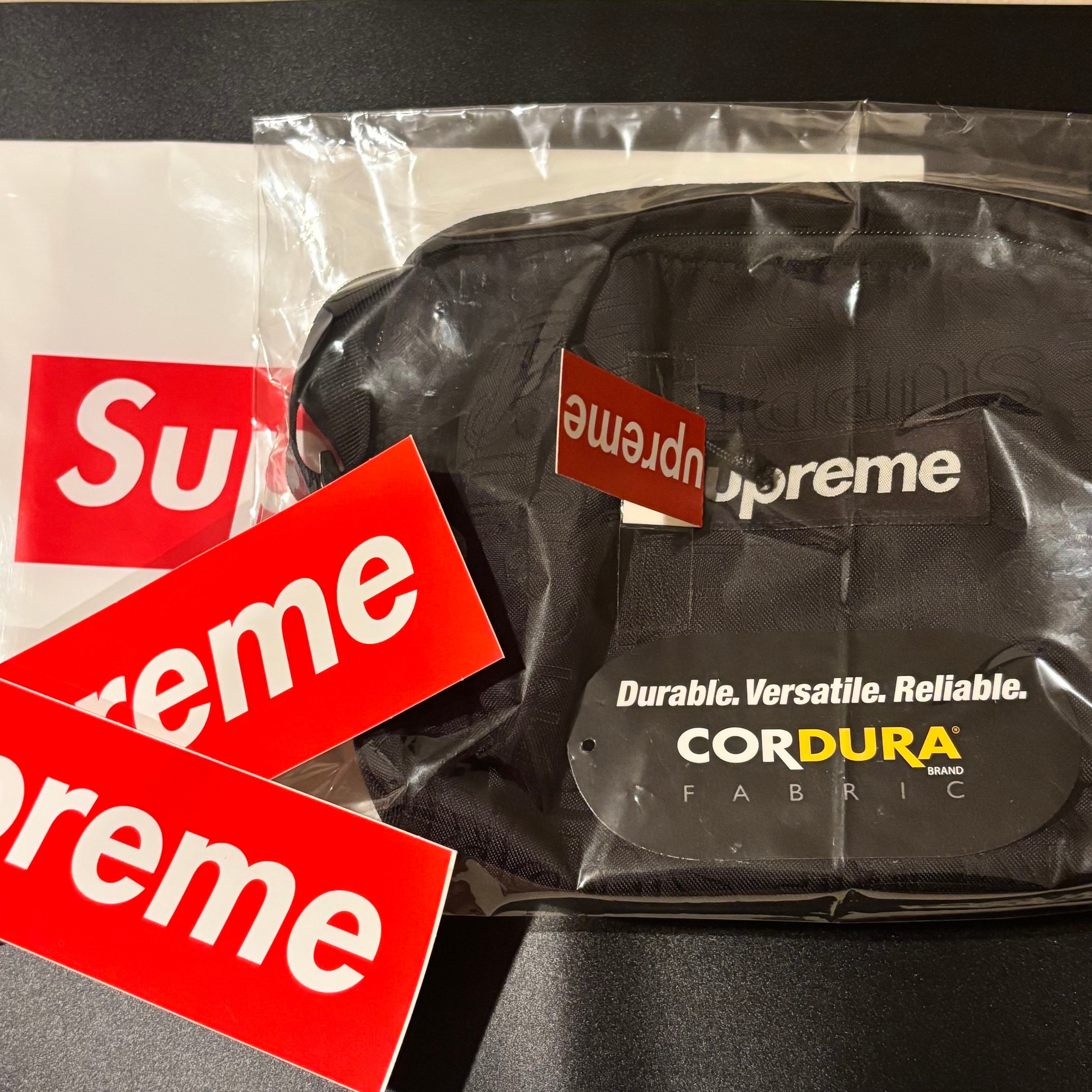 Supreme 19SS Shoulder Bag 
