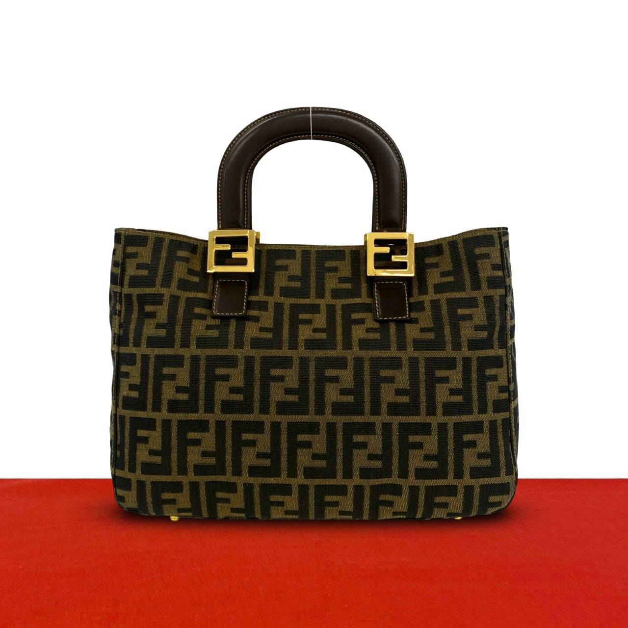 FENDI フェンディ ズッカ 柄 FF ロゴ 金具 キャンバス レザー ハンドバッグ ブラウン
51-10