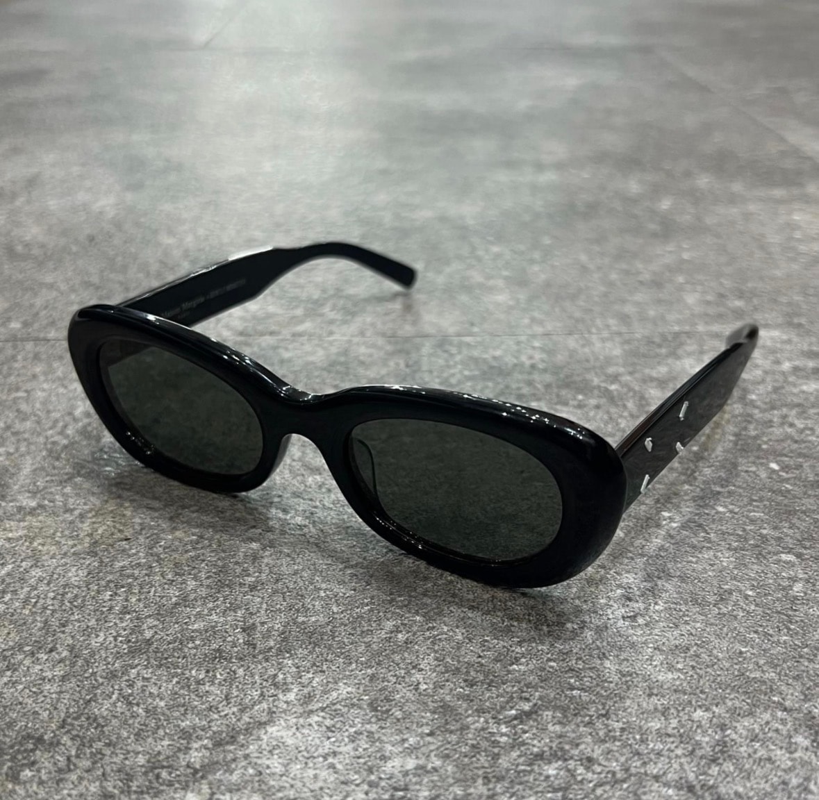 Gentle Monster x Maison Margiela MM004 01 "Black"