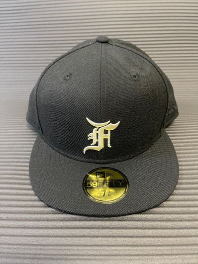 FEAR OF GOD ESSENTIALS New Era Fitted Cap (FW20) "Black"