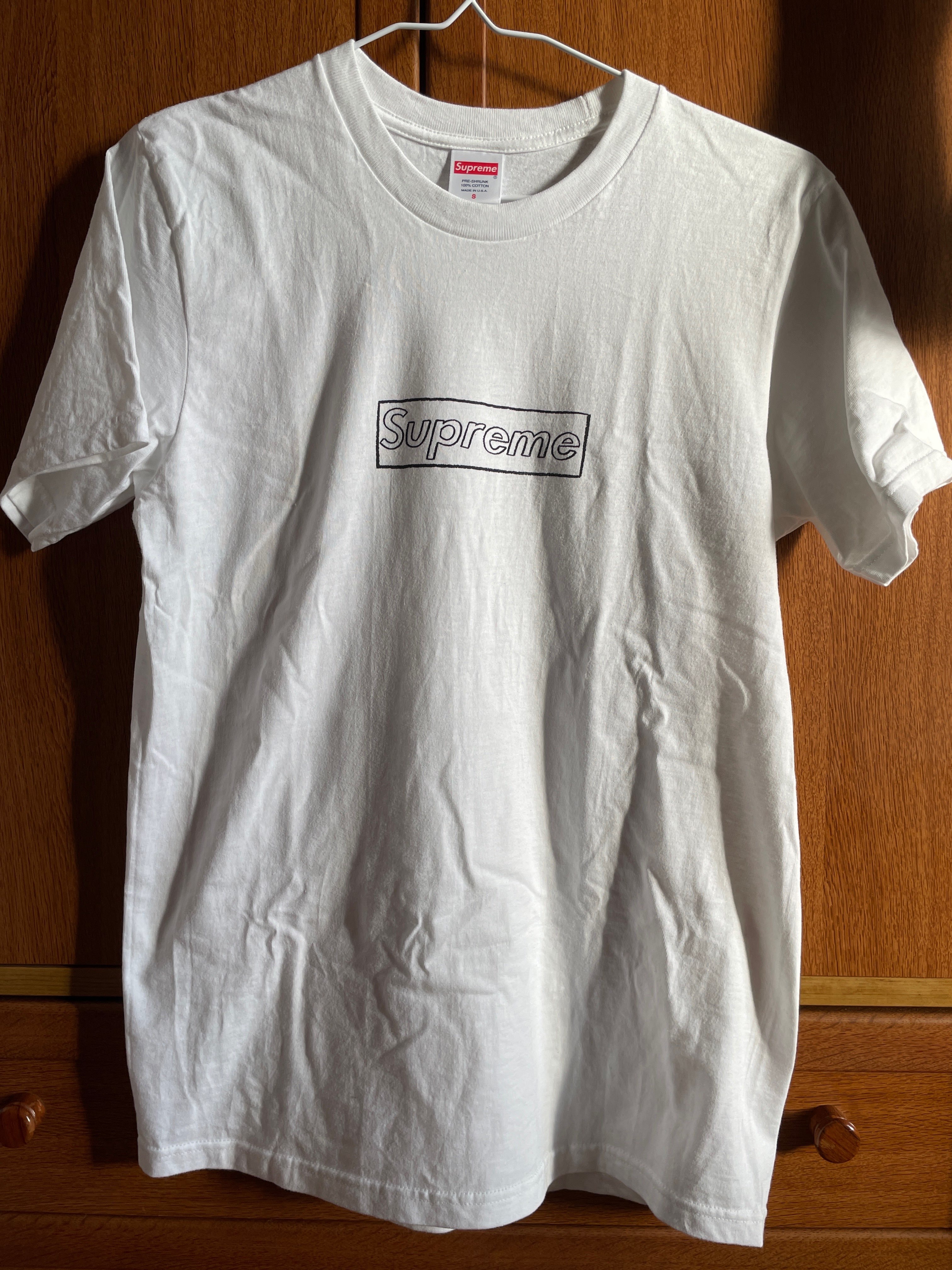 Supreme KAWS Chalk Logo Tee "White"