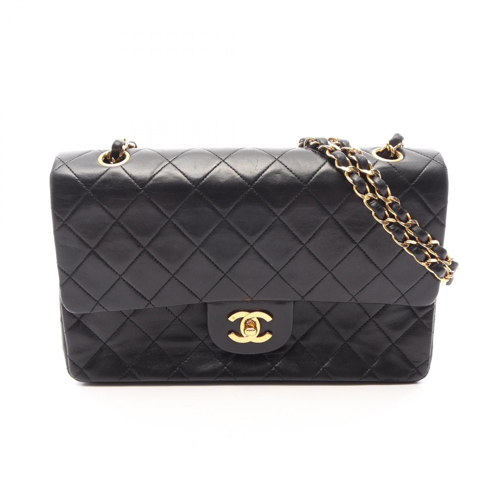 シャネル CHANEL マトラッセ Wフラップ ショルダーバッグ バッグ ラムスキン(羊革) レディース ブラック系 【中古】