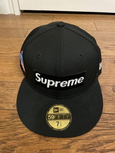 Supreme World Famous Box Logo New Era® "Black"