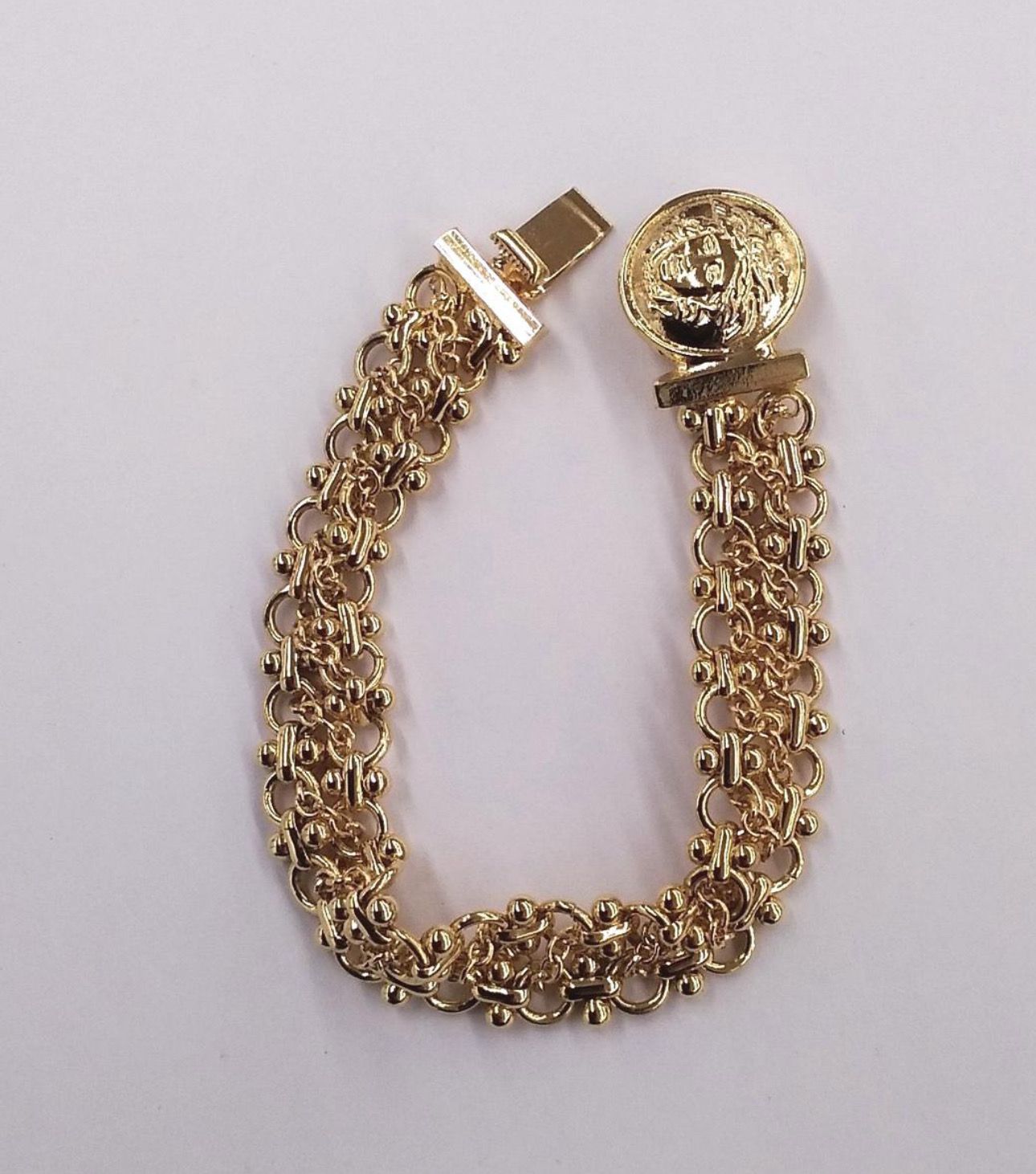 VERSACE