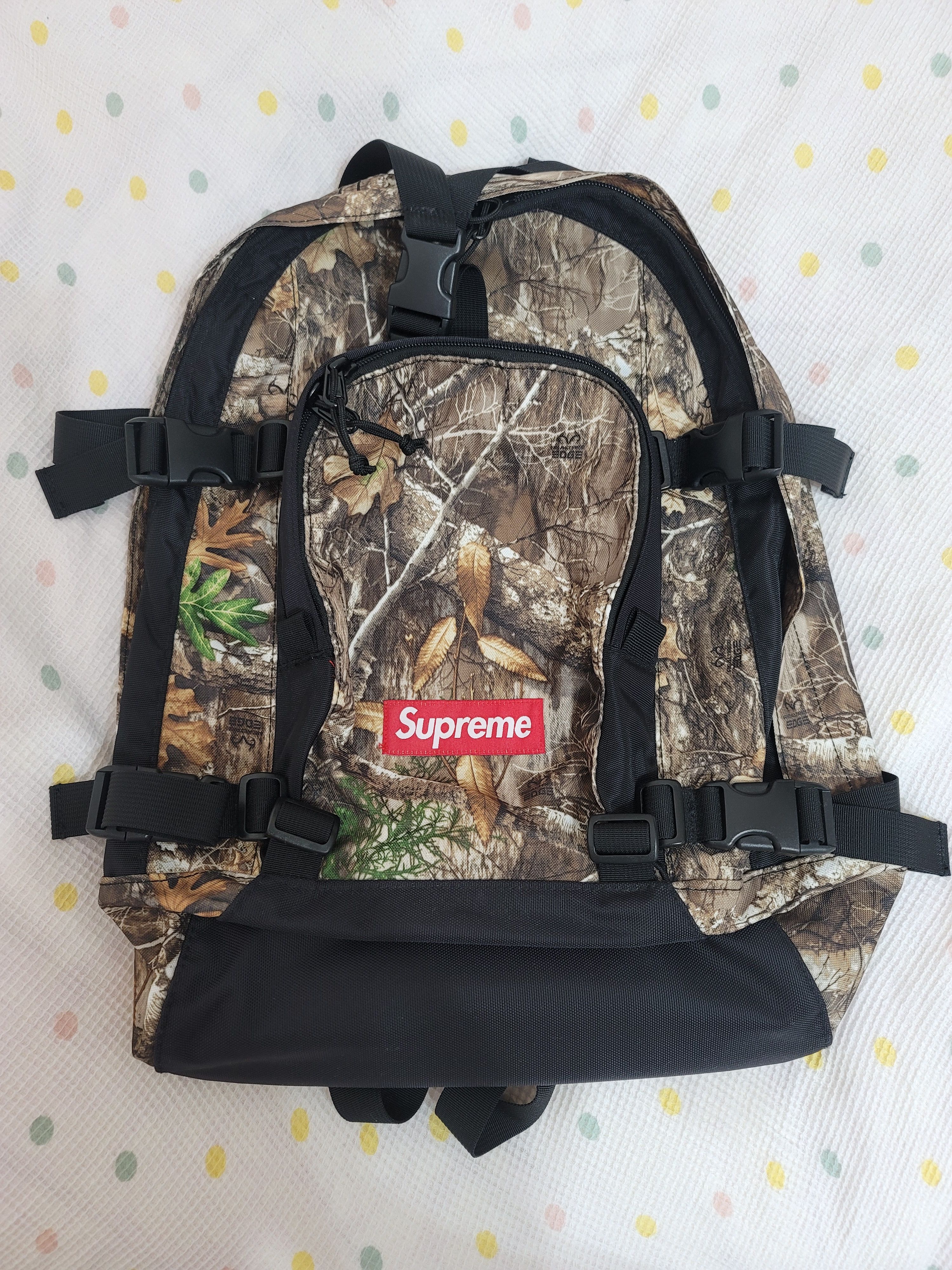 Supreme 19FW Backpack "Real Tree Camo"