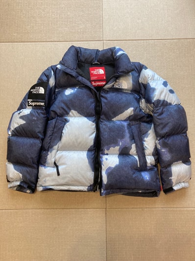 Supreme x The North Face Bleached Denim Print Nuptse Jacket "Indigo"