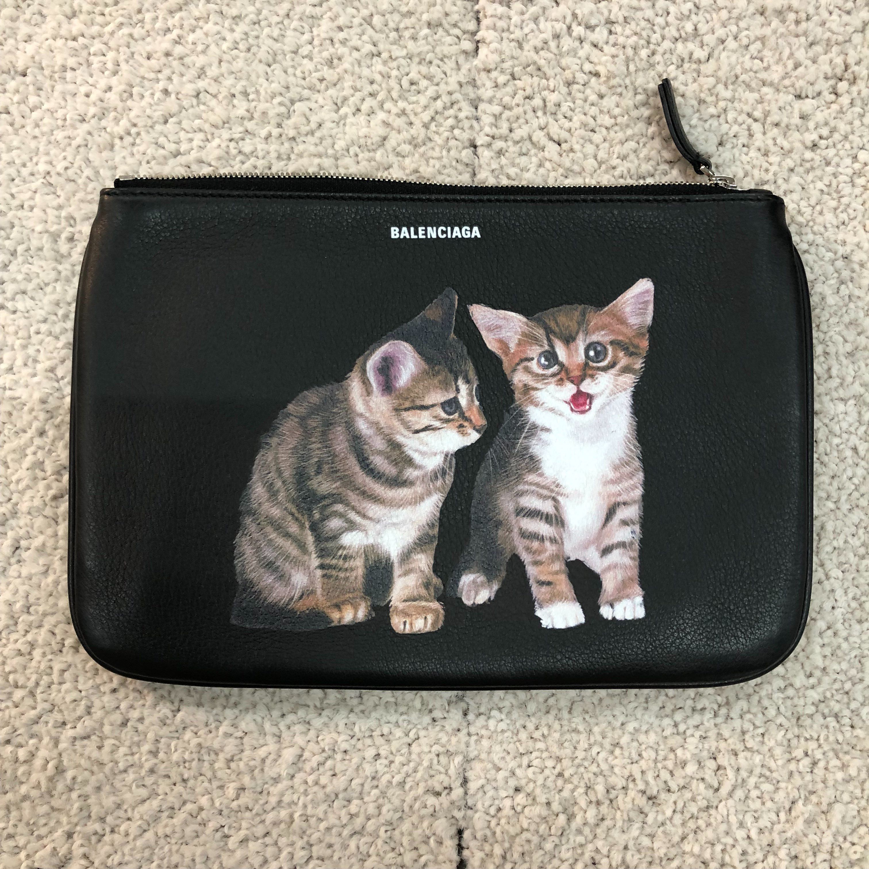 BALENCIAGA Everyday Pouch M Cat "Black"