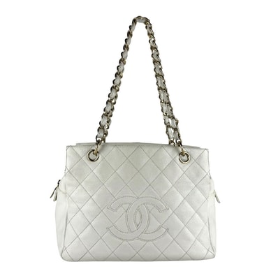 シャネル CHANEL ショルダーバッグ キャビアスキンレザー/メタル ホワイト/ゴールド レディース【中古】 z9561