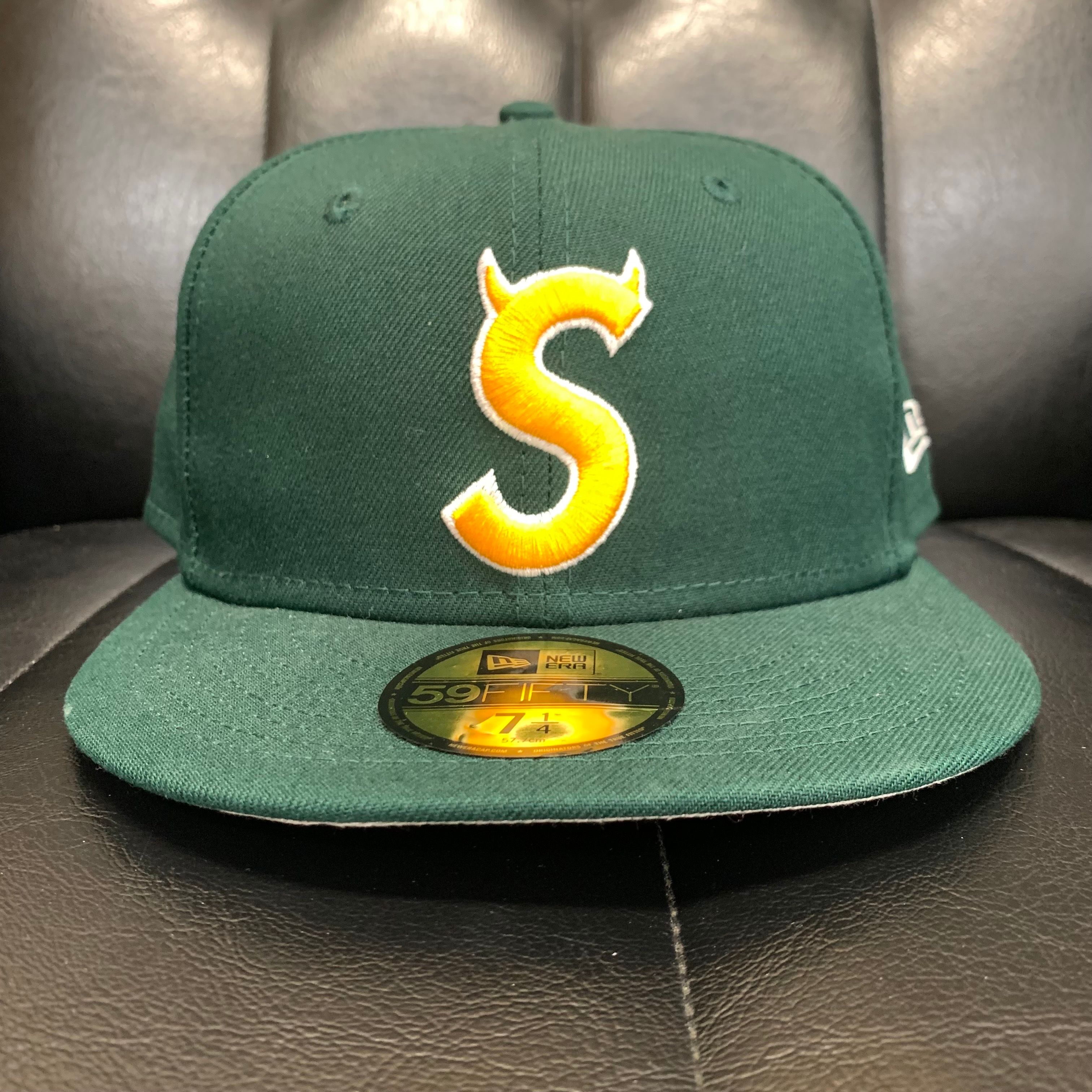Supreme S Logo New Era "Green" (22FW)