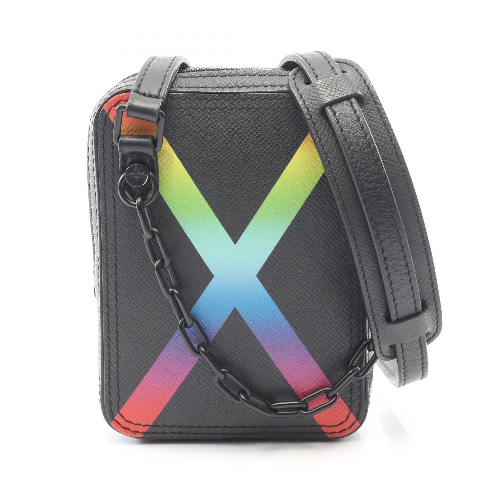 ルイ・ヴィトン LOUIS VUITTON ダヌーブメッセンジャー タイガ ノワール ショルダーバッグ バッグ レザー メンズ ブラック系 M30332 【中古】