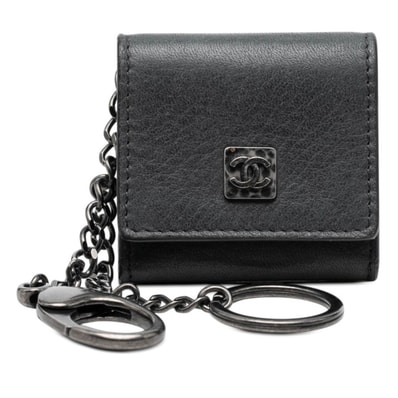 シャネル ココマーク キーホルダー バッグチャーム フォトケース 写真入れ ブラック系 レザー レディース CHANEL 【中古】