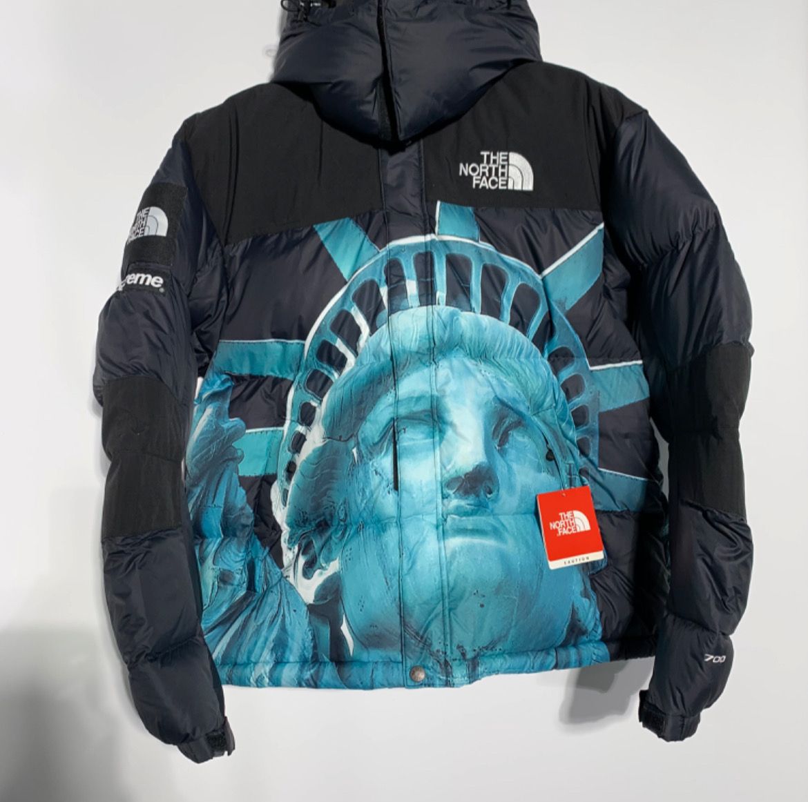 Supreme x The North Face Statue of Liberty Baltoro Jacket "Black"