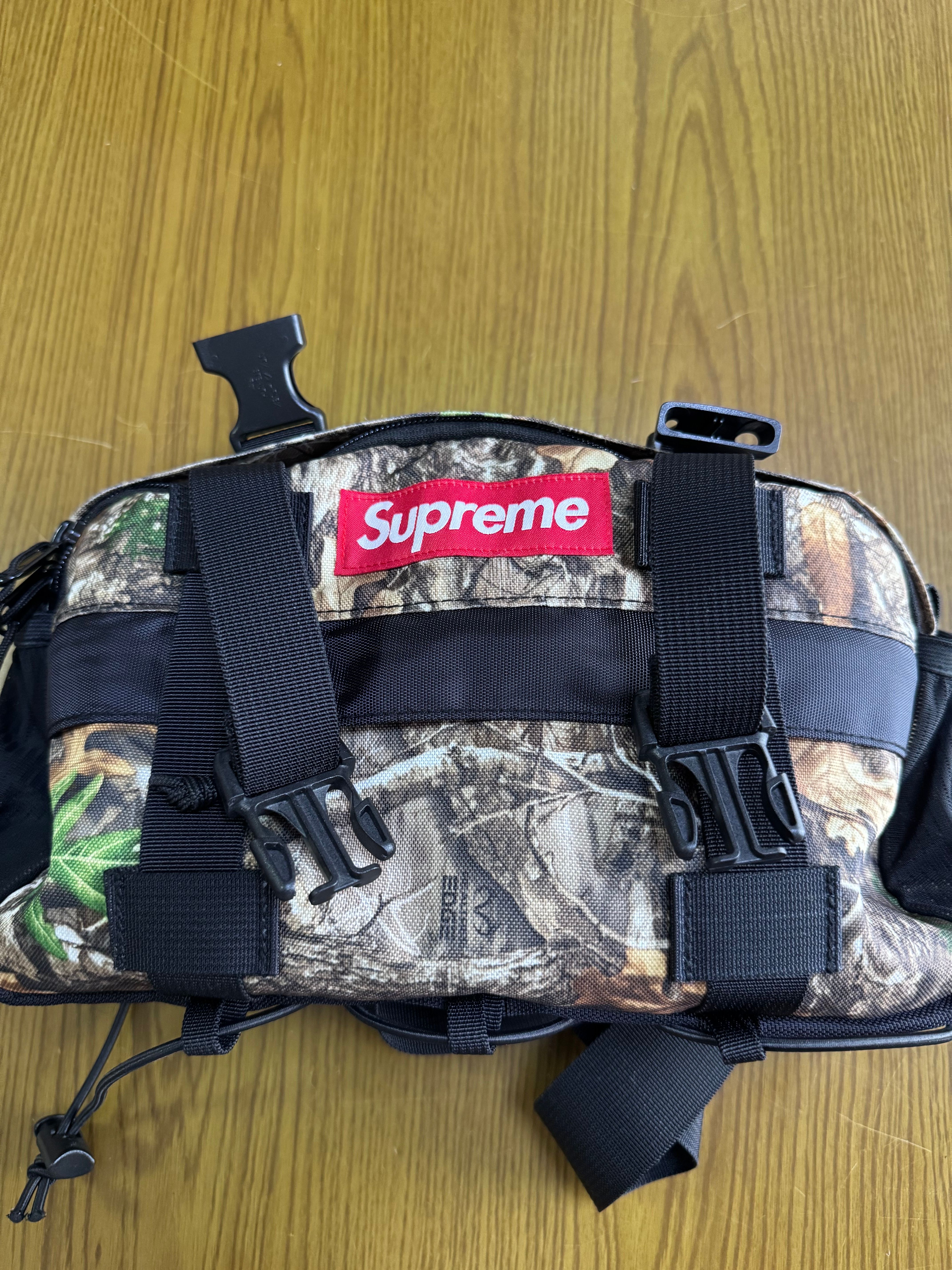 Supreme Waist Bag (19FW) 