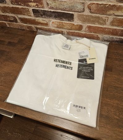 VETEMENTS★Logo T-Shirt ロゴTシャツホワイト白Sヴェトモン