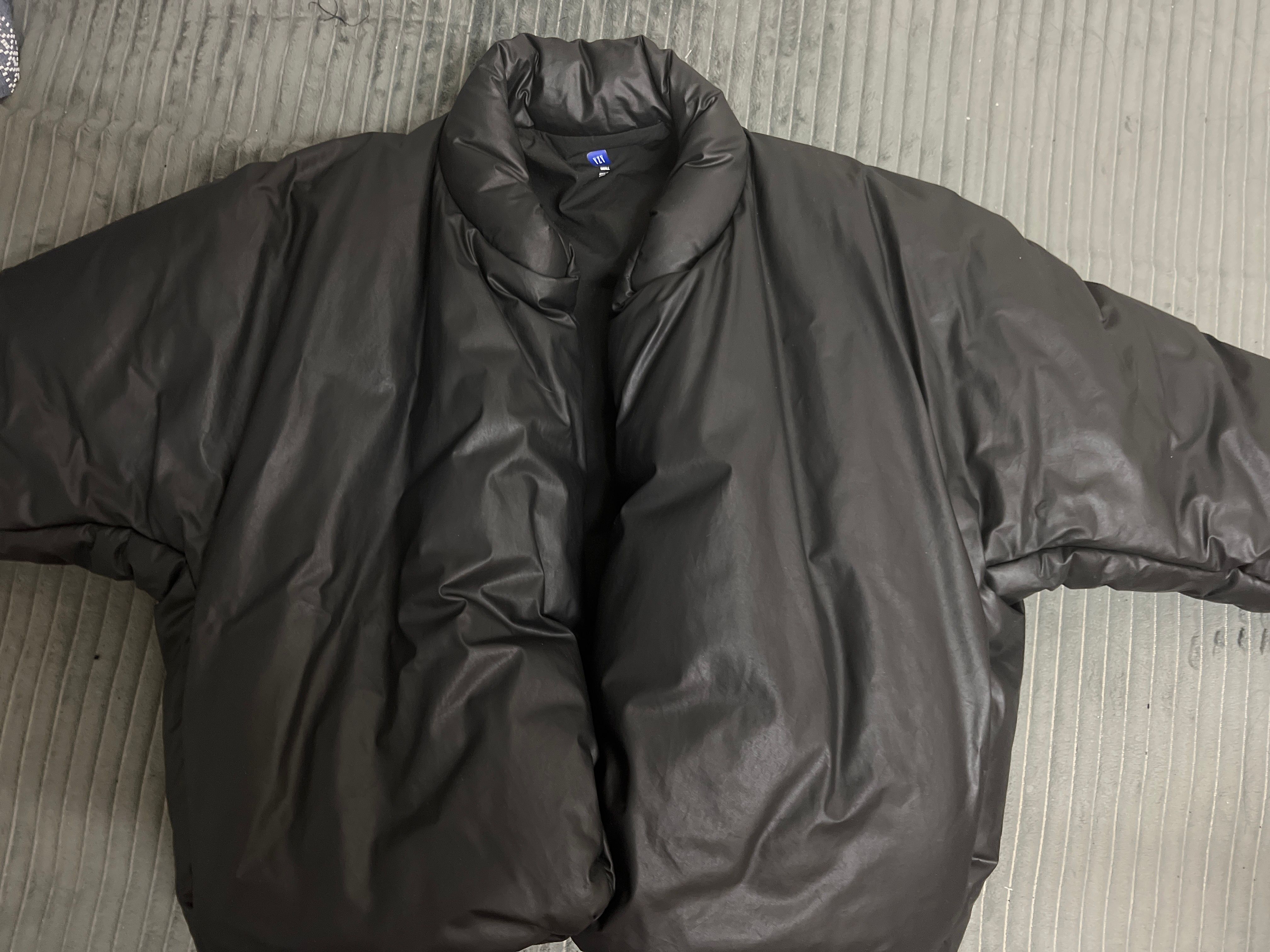 Yeezy Gap Round Jacket "Black"