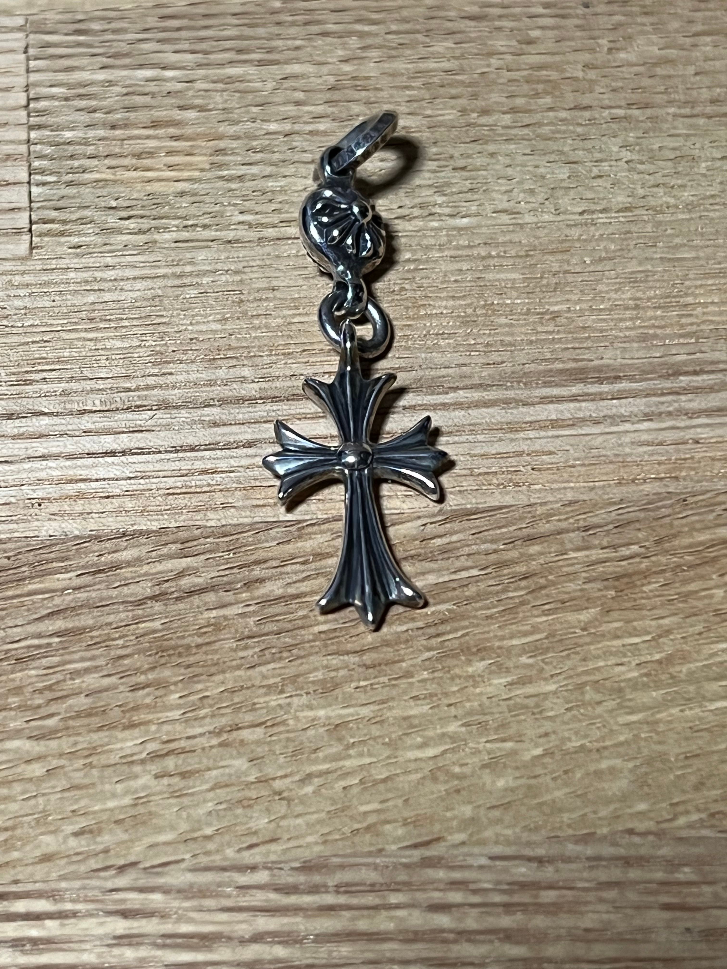 Chrome Hearts 1 Ball Tiny CH Cross Charm "Silver"