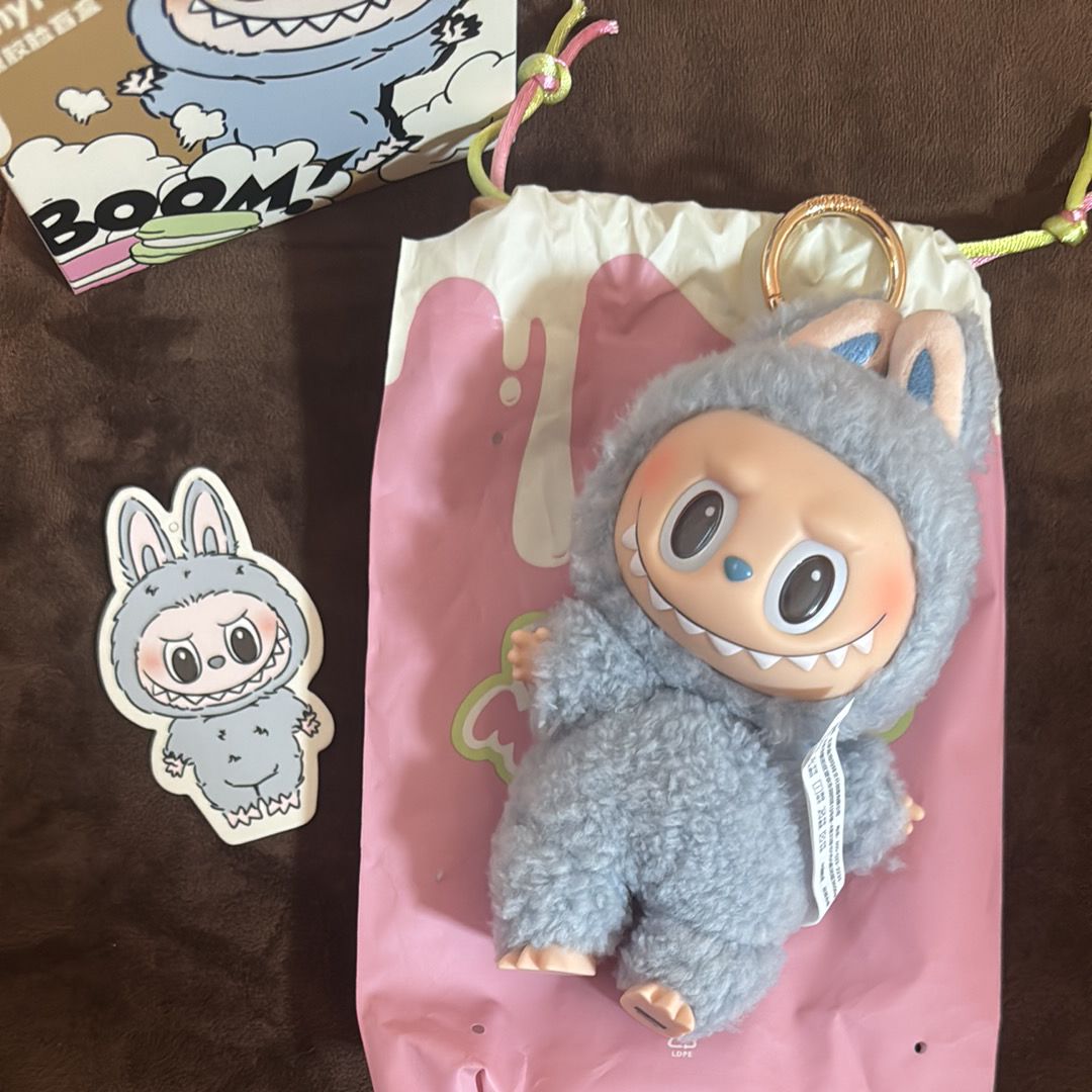 POP MART THE MONSTERS (LABUBU) Exciting Macaron Plush Series SEA SALT COCONUT