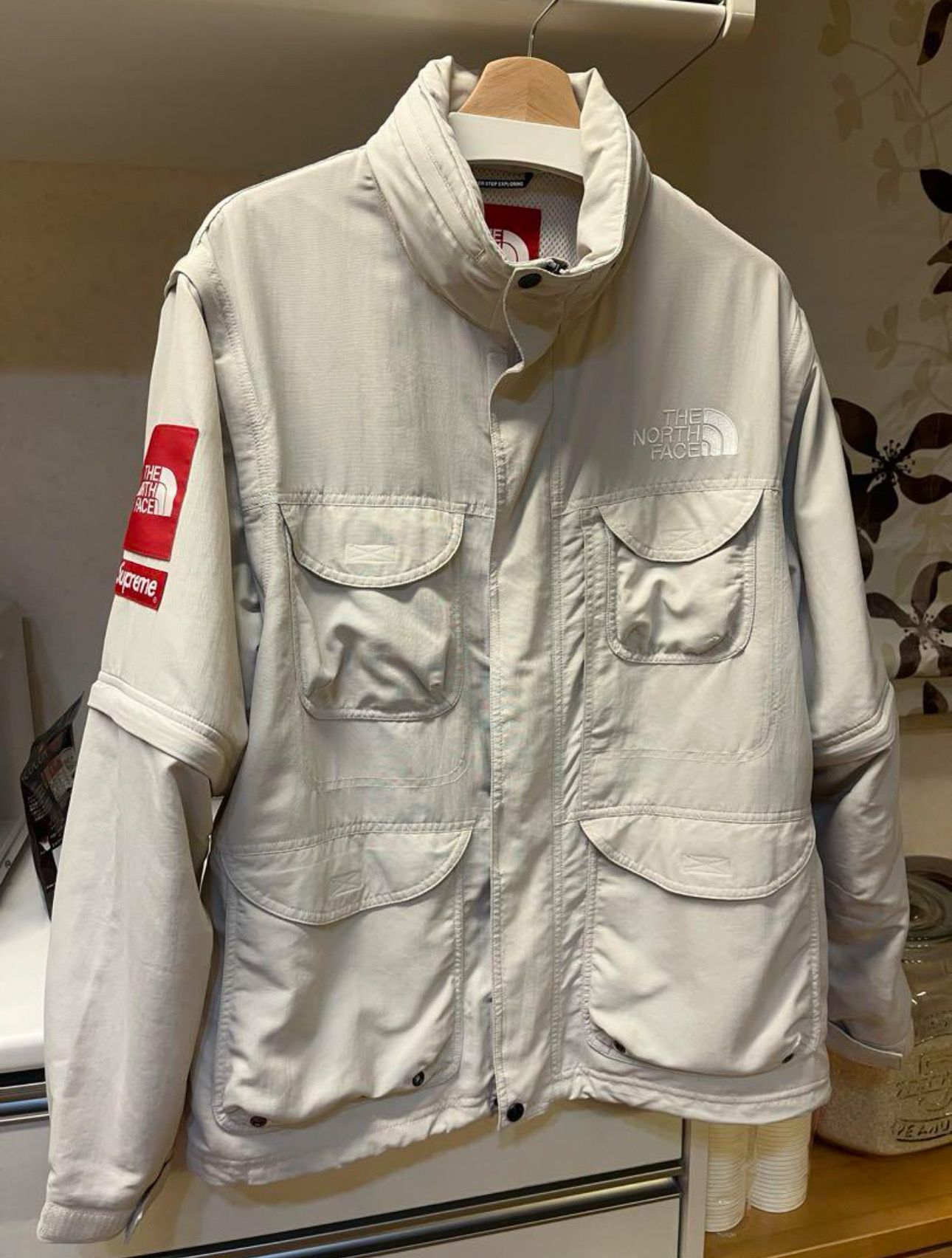 Supreme x The North Face Trekking Convertible Jacket "Moonlight  Ivory"