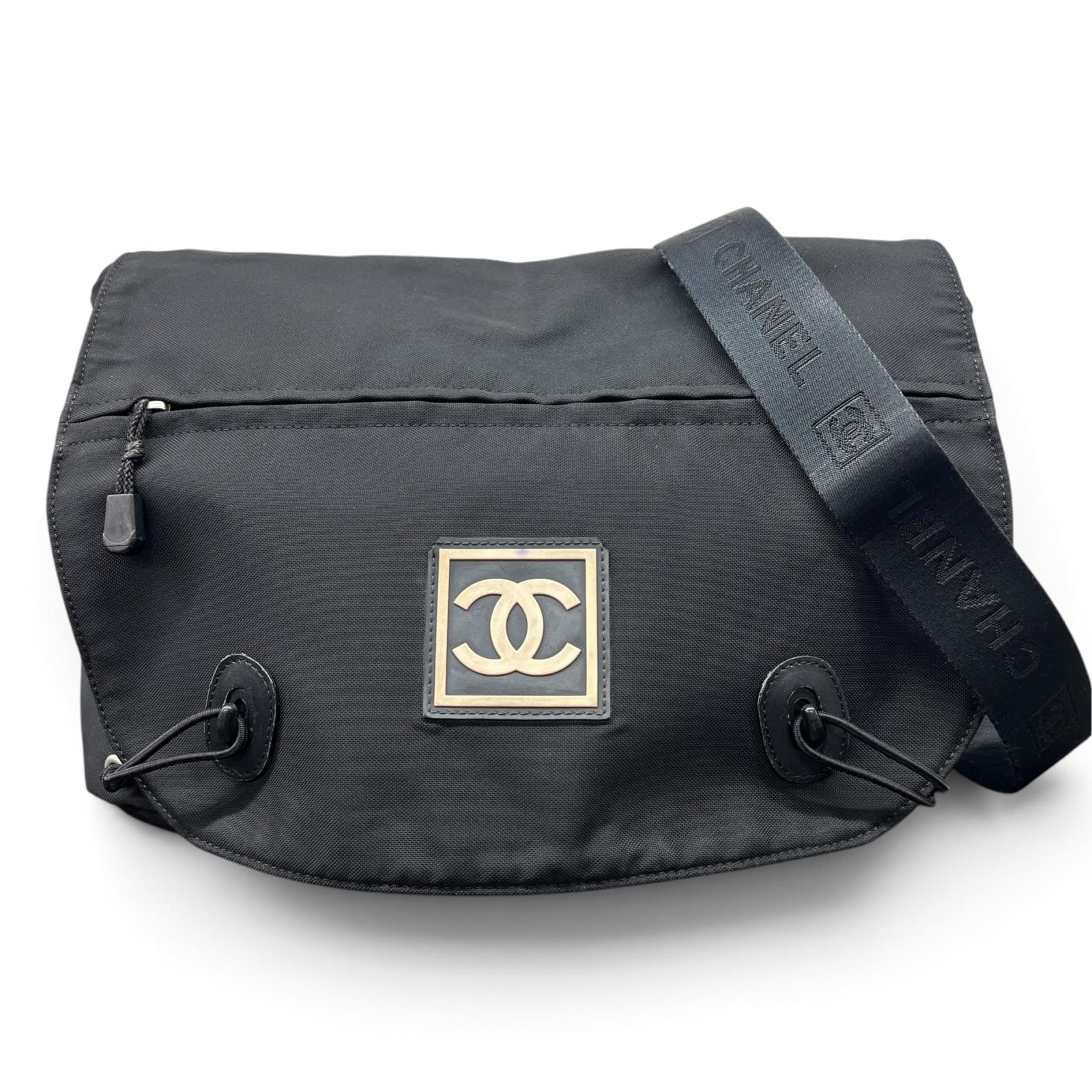 CHANEL 希少 シャネル スポーツライン ショルダーバッグ ココマーク ナイロン 8番台シリアル メッセンジャーバッグ Bランク 鑑定済 中古 シャネルバッグ