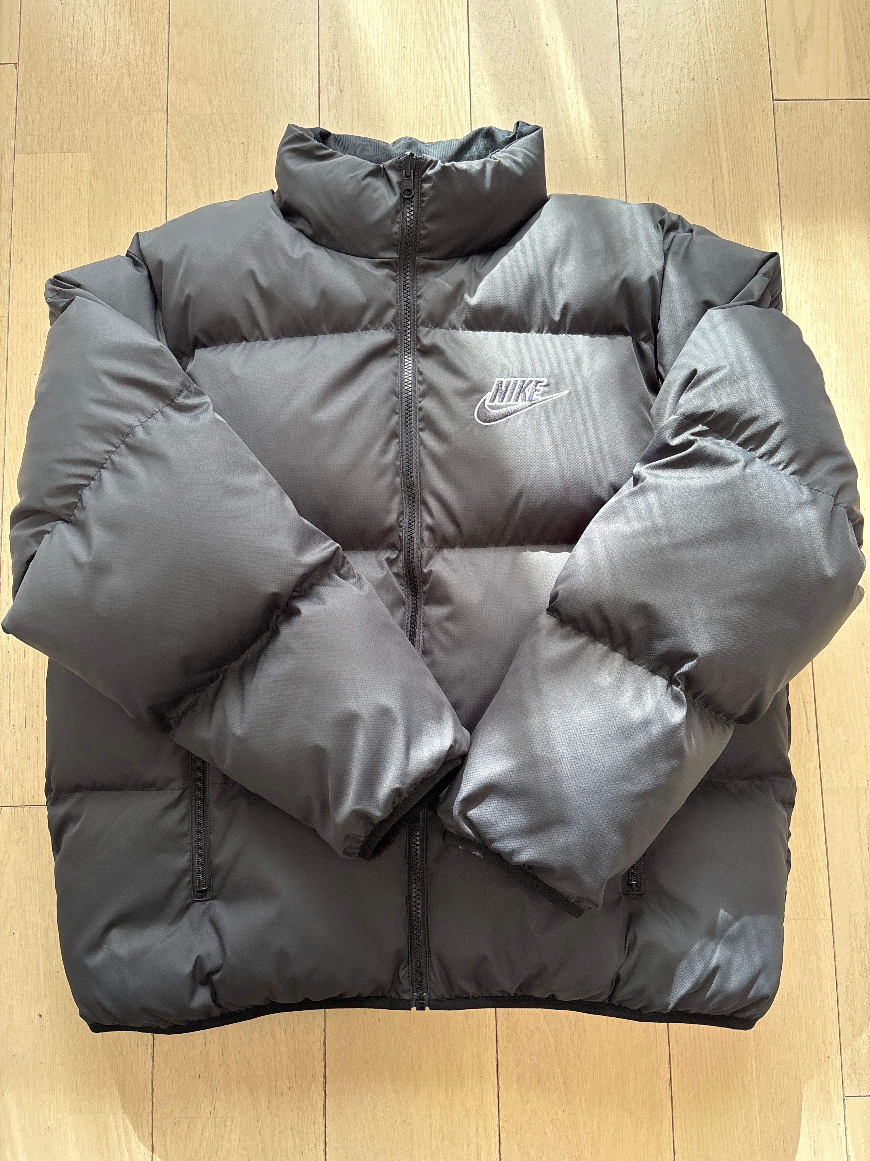 Supreme / Nike® Reversible Puffy Jacket "Black"