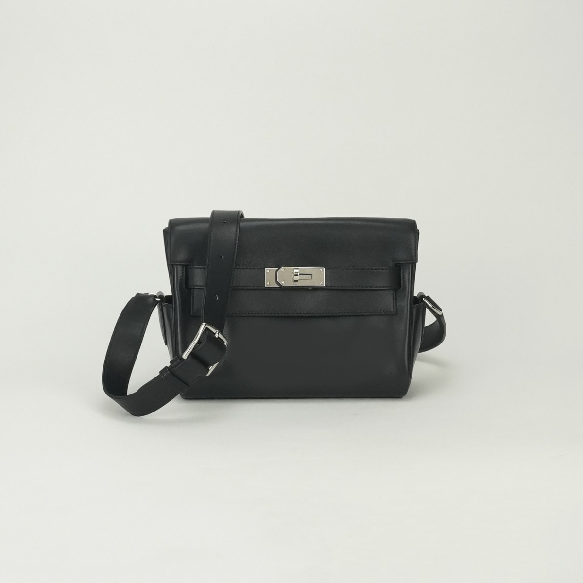 エルメス HERMES ケリーメッセンジャーPM ケリーメッセンジャー PM バッグ ショルダーバッグ エバーカラー ノワール Noir ブラック Black 黒 シルバー金具 エヴァーカラー