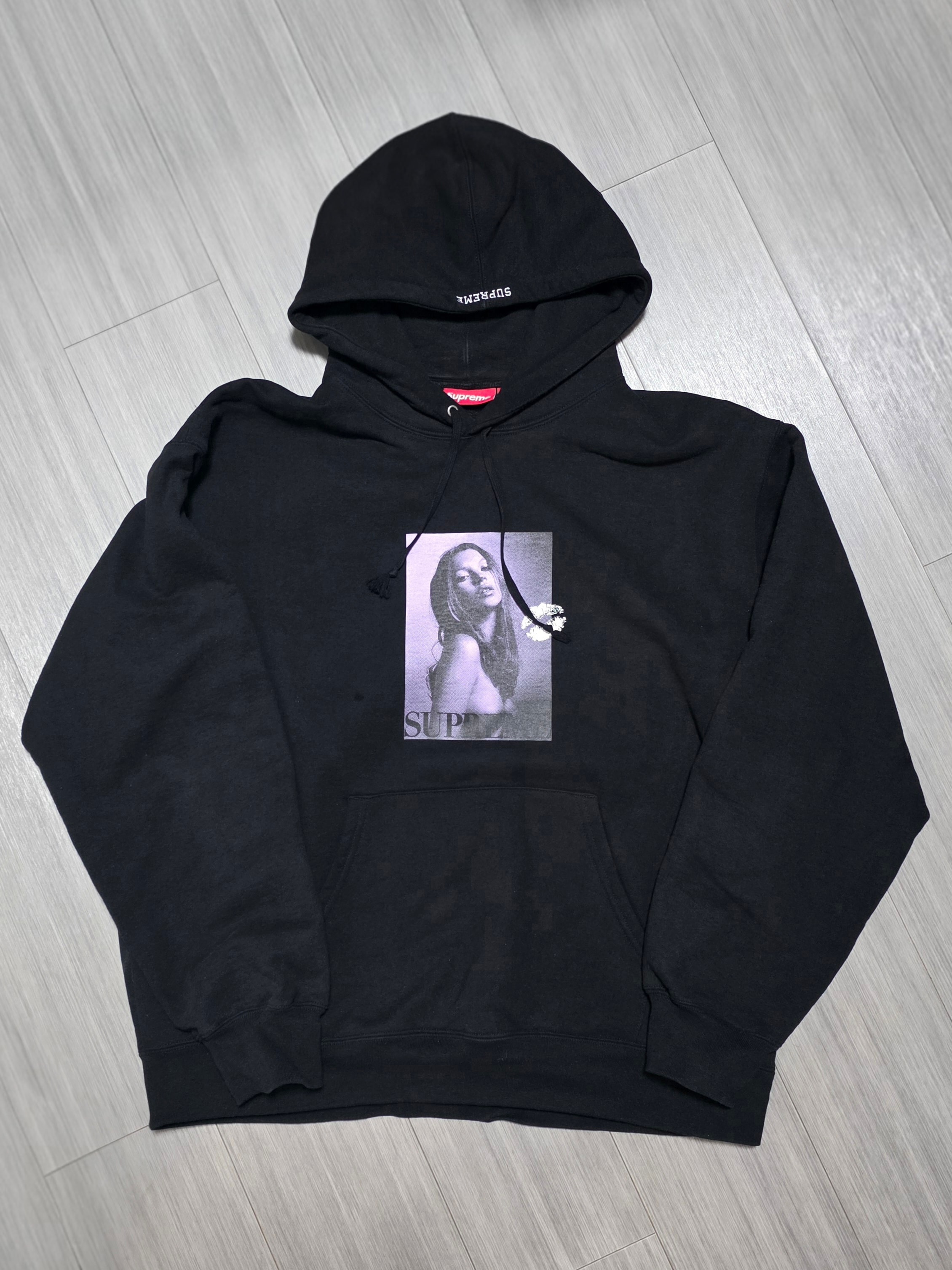 Supreme Kate Moss Hooded Sweatshirt "Black"