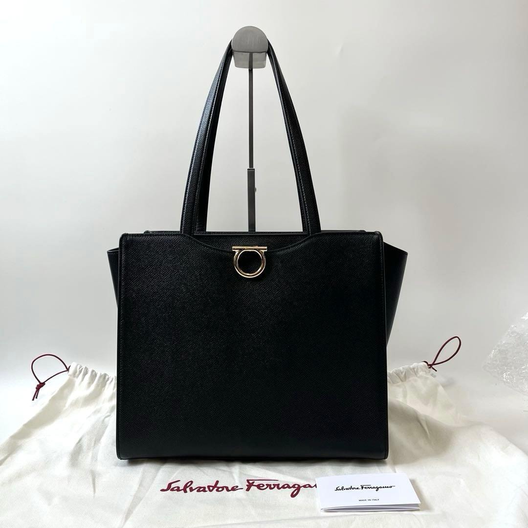 A 未使用 サルヴァトーレ フェラガモ Salvatore Ferragamo ロー (未使用に近い)サルヴァトーレフェラガモ トートバッグ レディース