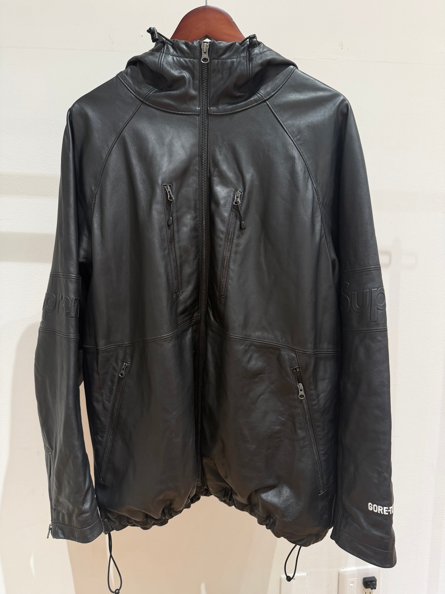 Supreme GORE-TEX Leather Jacket "Black"
