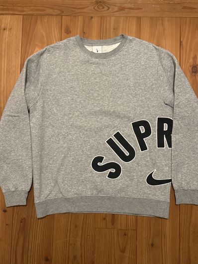 Supreme / Nike Arc Crewneck "Heather Grey"