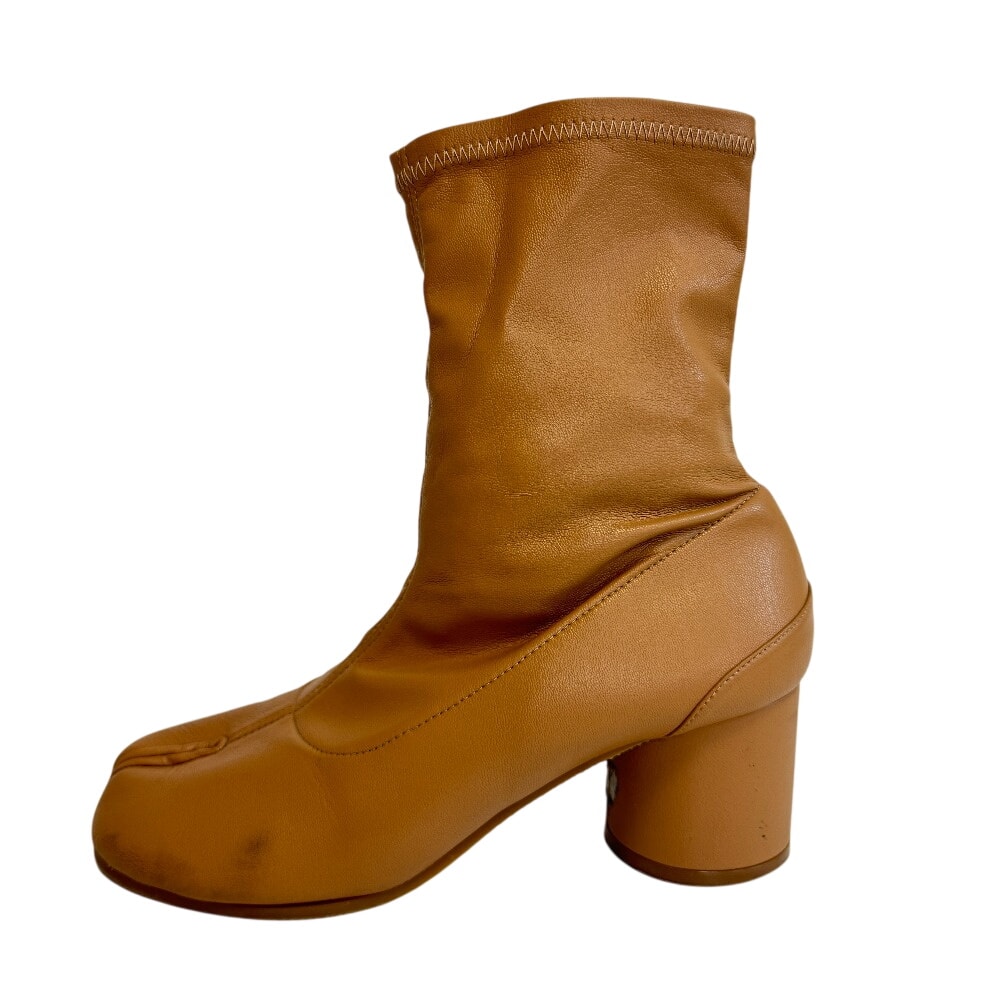 メゾンマルジェラ Maison Margiela ブーツ TABI タビ ショートブーツ ベージュ