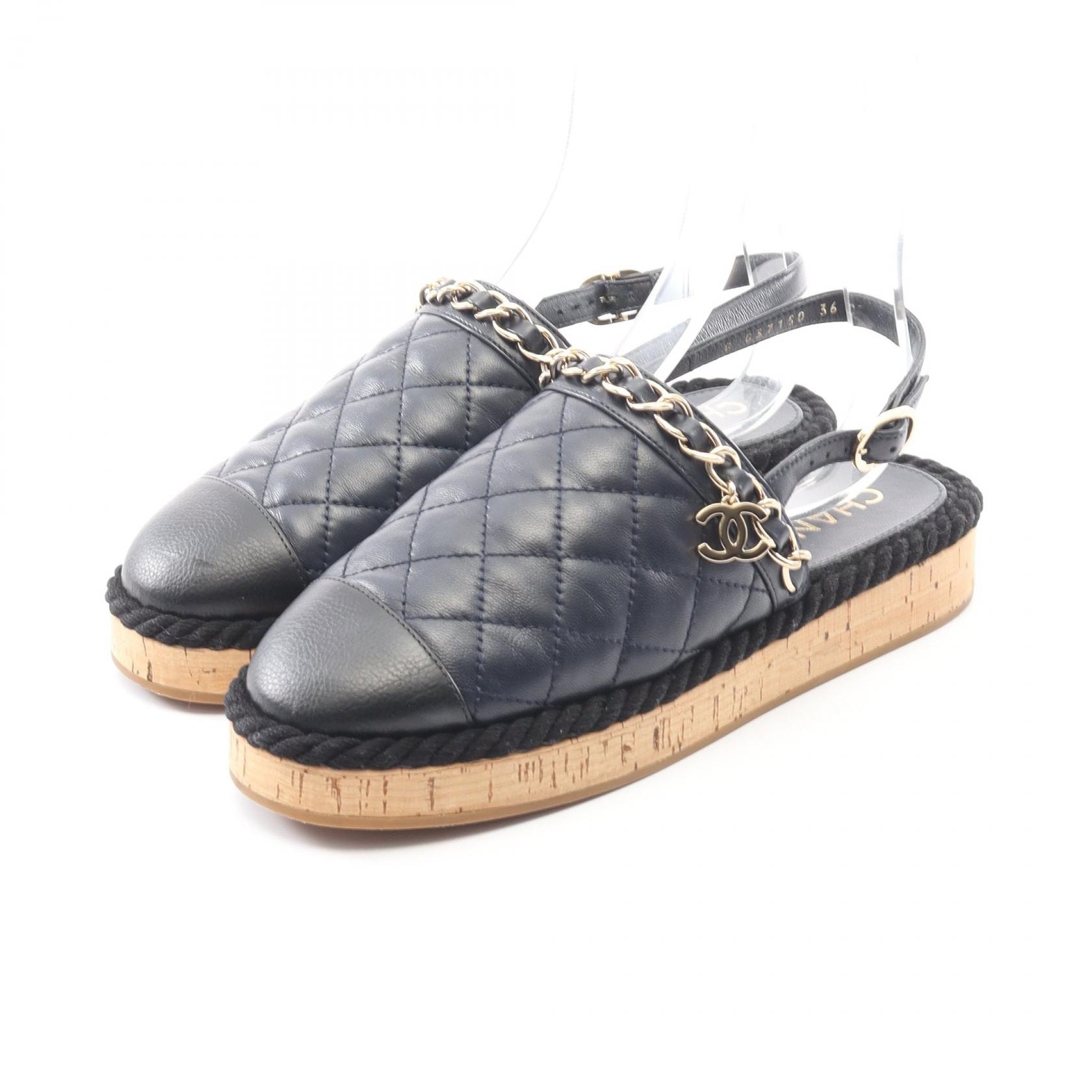 シャネル CHANEL マトラッセ サンダル 靴 レザー レディース ネイビー系 【中古】