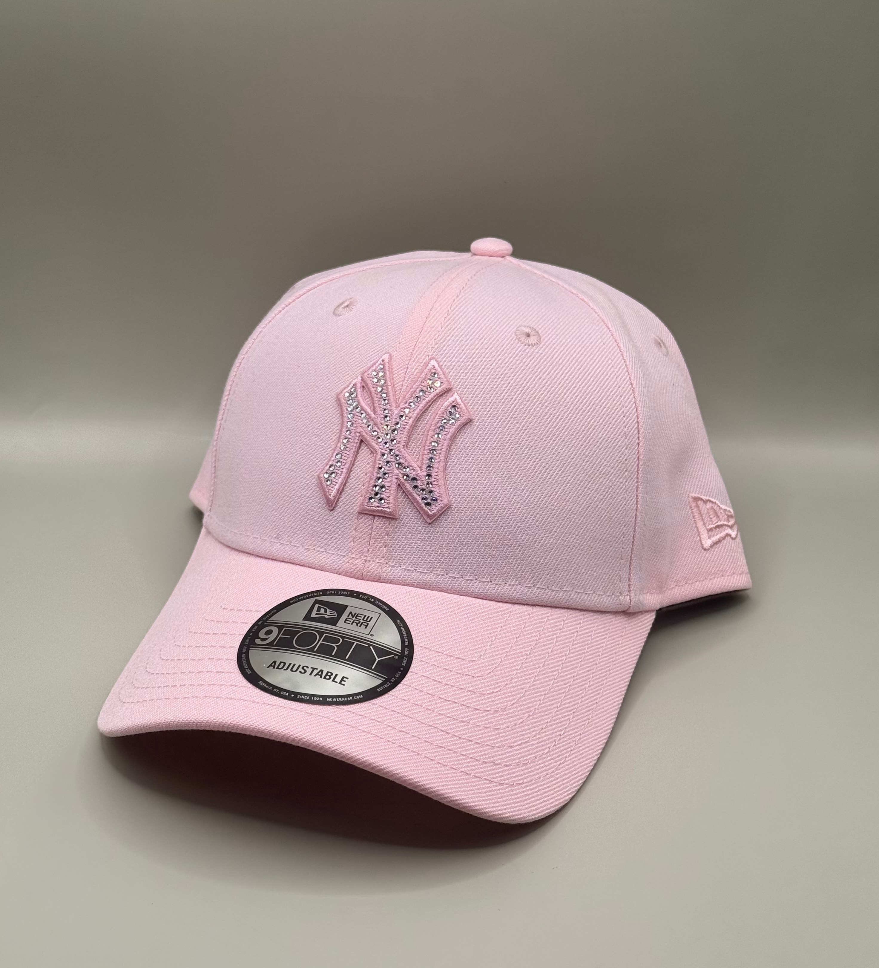 【限定発売】New Era 9FORTY ニューヨーク・ヤンキース ラインストーン ピンク