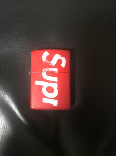 Supreme Logo Zippo® "Red"