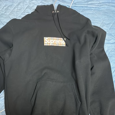 Supreme / Burberry Box Logo Hooded Sweatshirt "Black"
