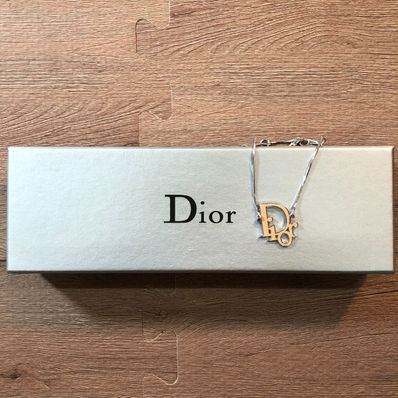 ディオール シルバーカラー ロゴ ブレスレット