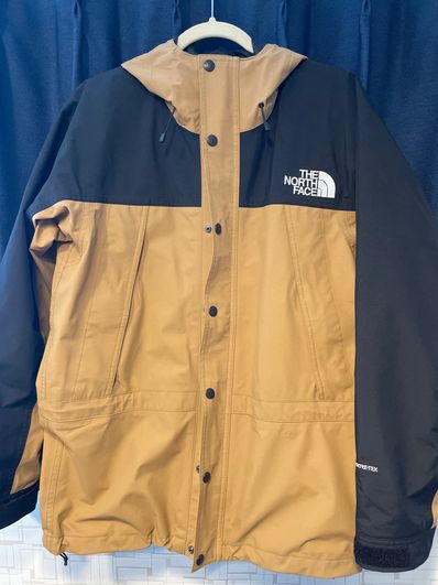 The North Face Mountain Light Jacket "Utility Brown(UB)"