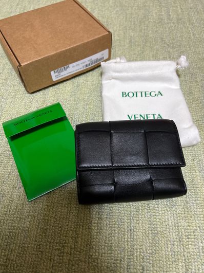 Bottega Veneta Tri-Fold Zip Wallet "Fondant"