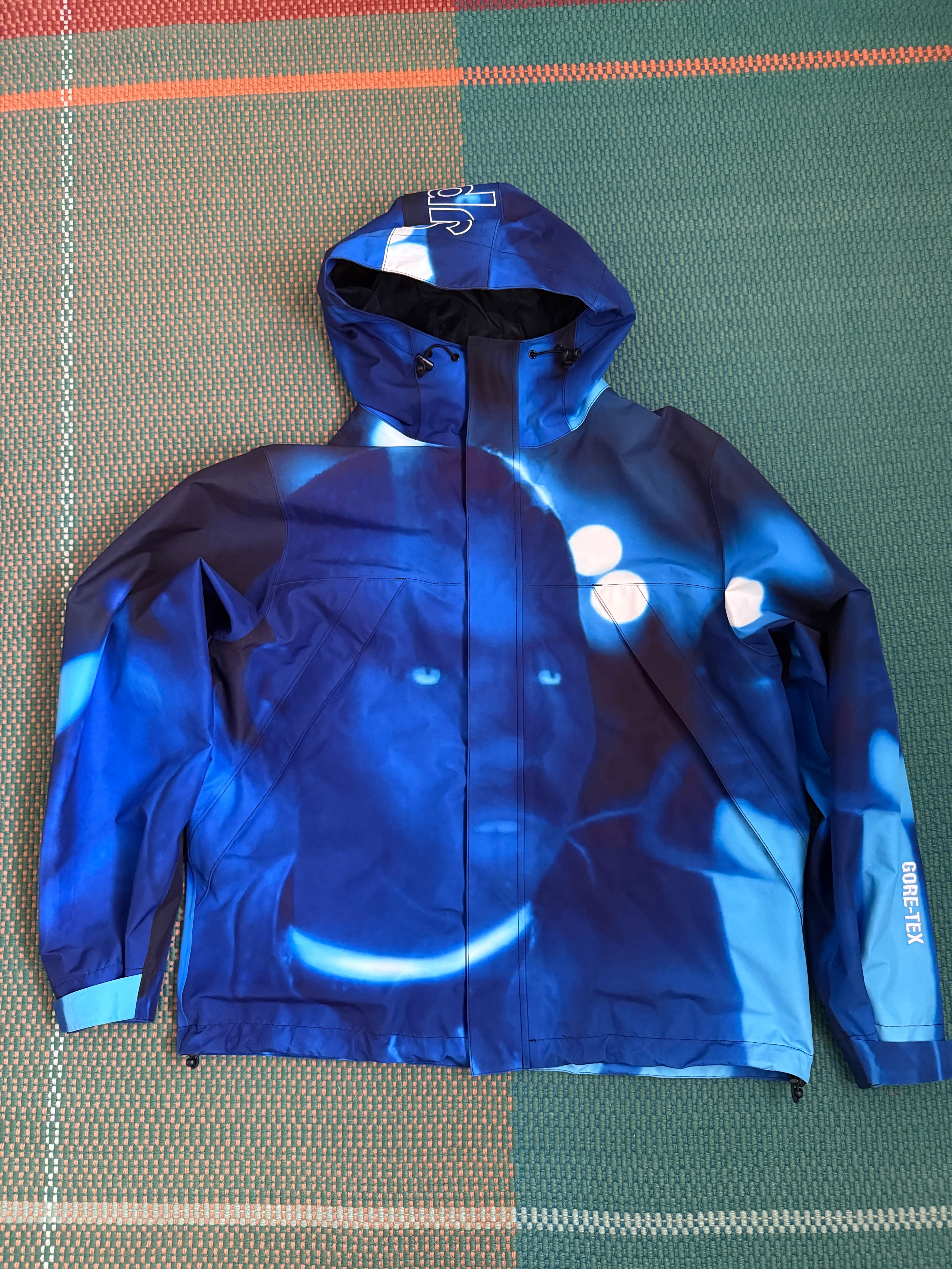 Supreme x The North Face S Logo Mountain Jacket 