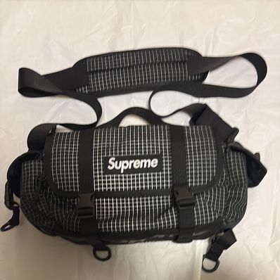 Supreme Mini Duffle Bag "Black" (24SS)