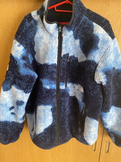 Supreme x The North Face Bleached Denim Print Fleece Jacket "Indigo"