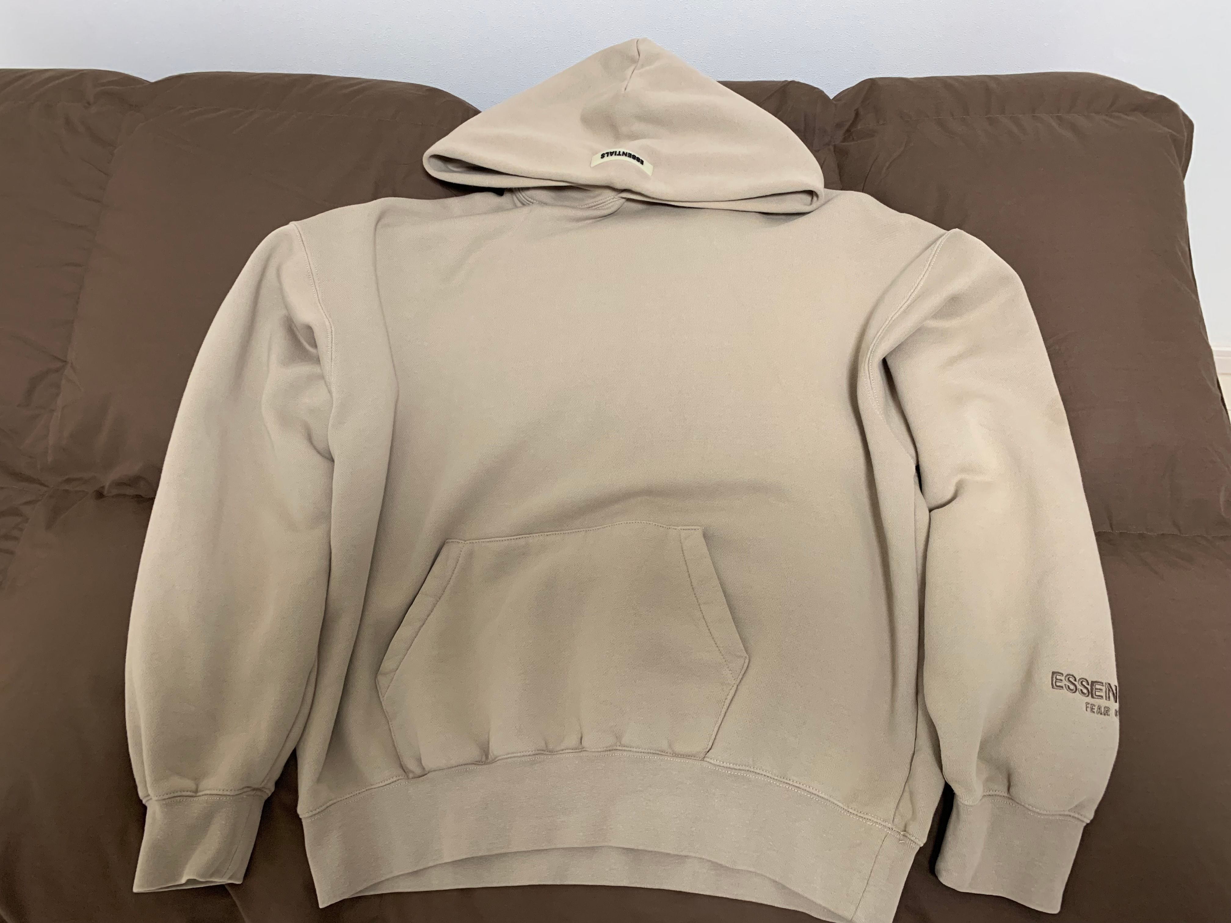 FEAR OF GOD ESSENTIALS Pullover Hoodie "Tan"