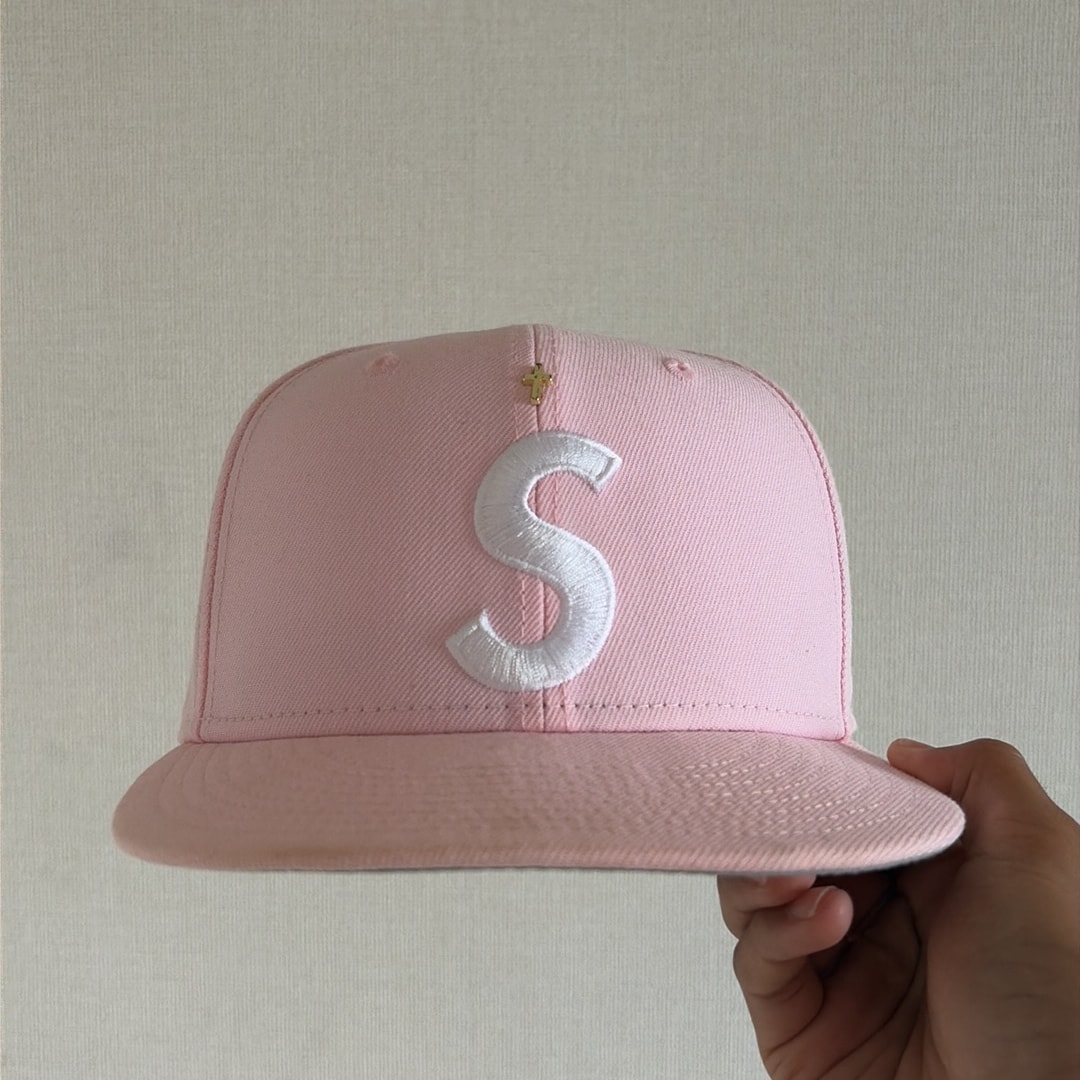 Supreme Gold Cross S Logo New Era "Pink"