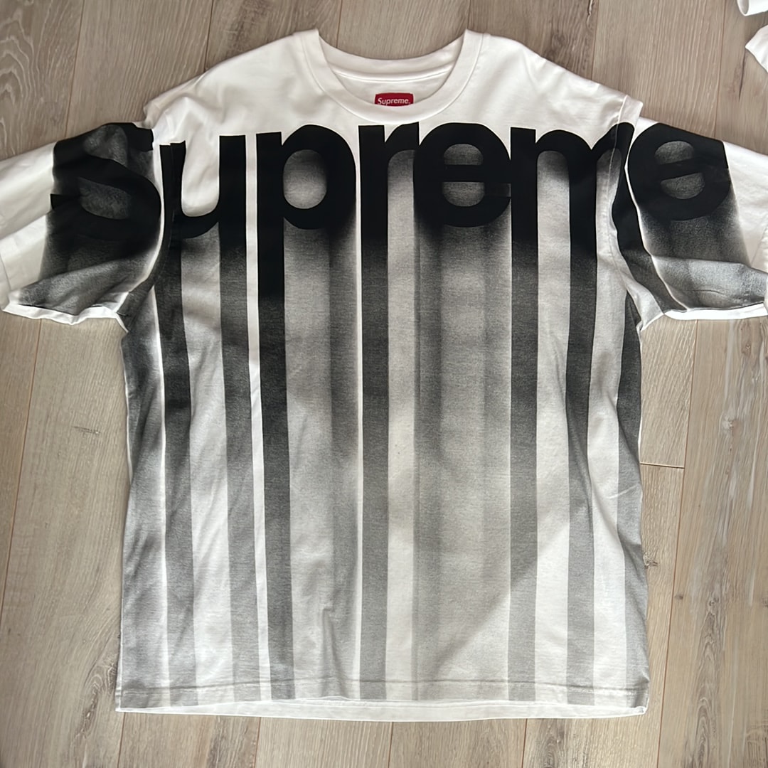 Supreme Bleed Logo S/S Top "White"