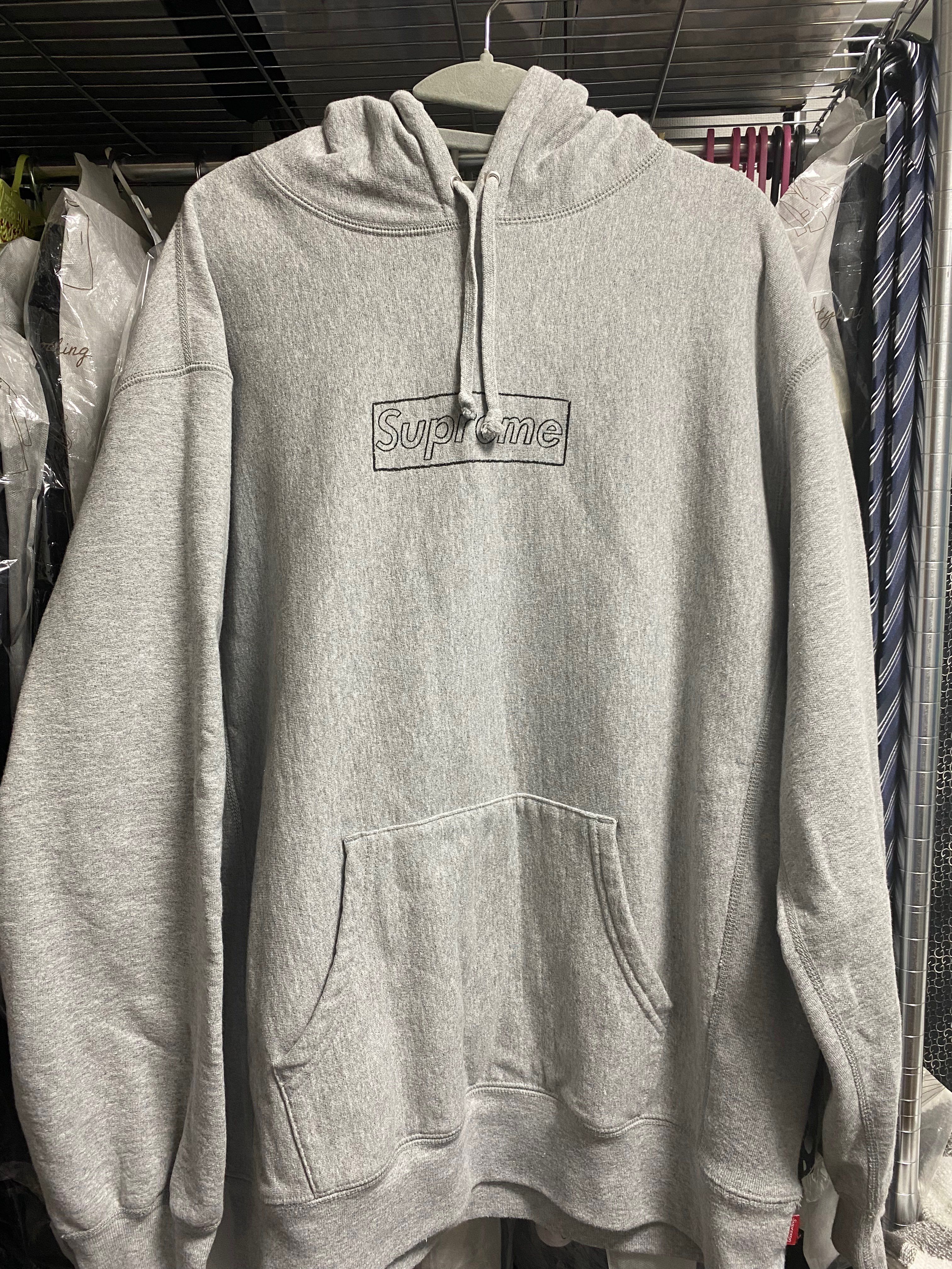 Supreme KAWS Chalk Logo Hooded Sweatshirt "Grey"(2021)
