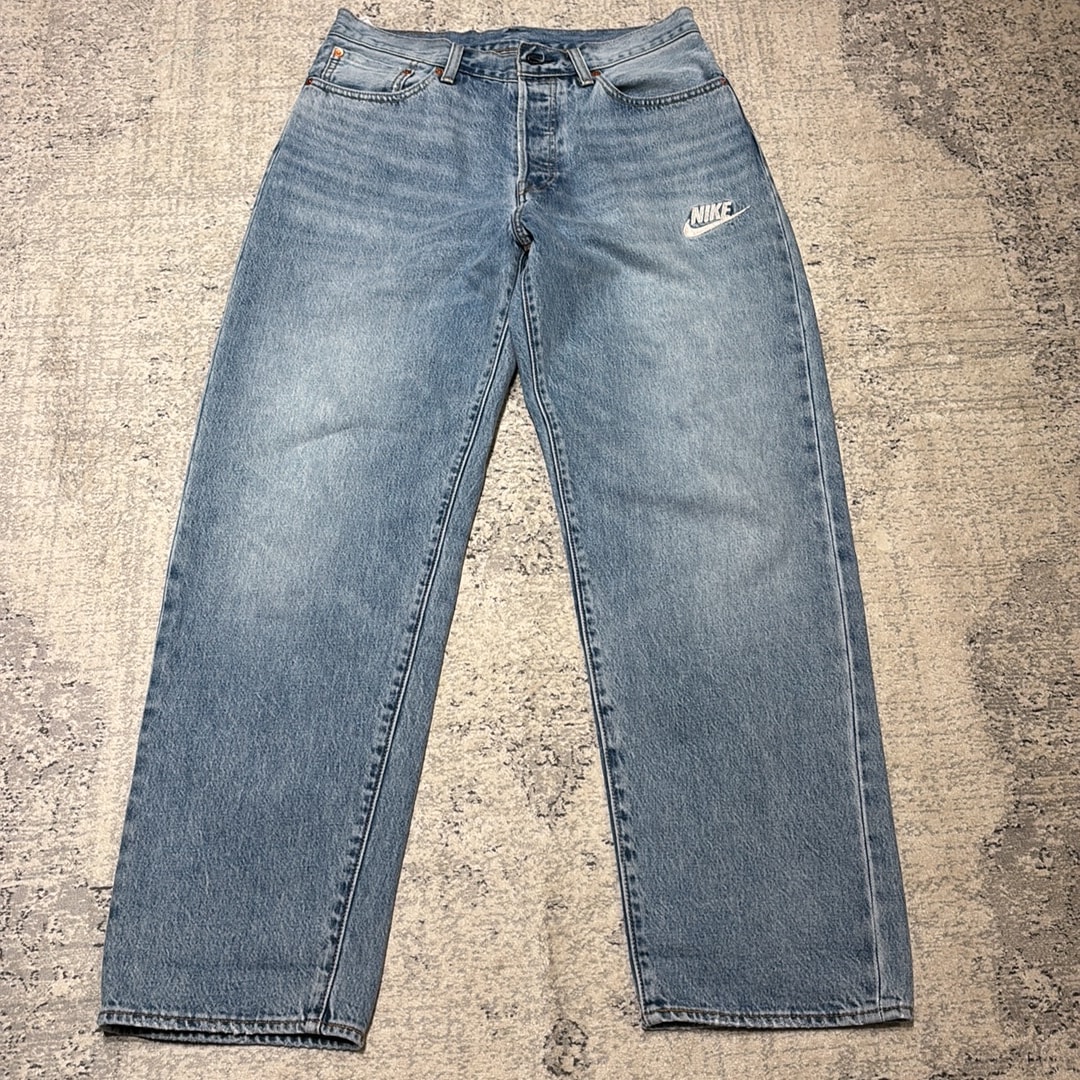 Levi's x Nike Baggy Jean "Light Indigo"