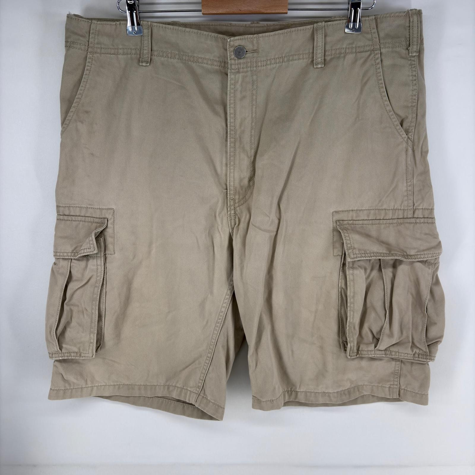 古着 リーバイス Levi's パンツ カーゴ ジッパーフライ 大きいサイズ ショーツ ハーフパンツ w40  ベージュ系 メンズ
