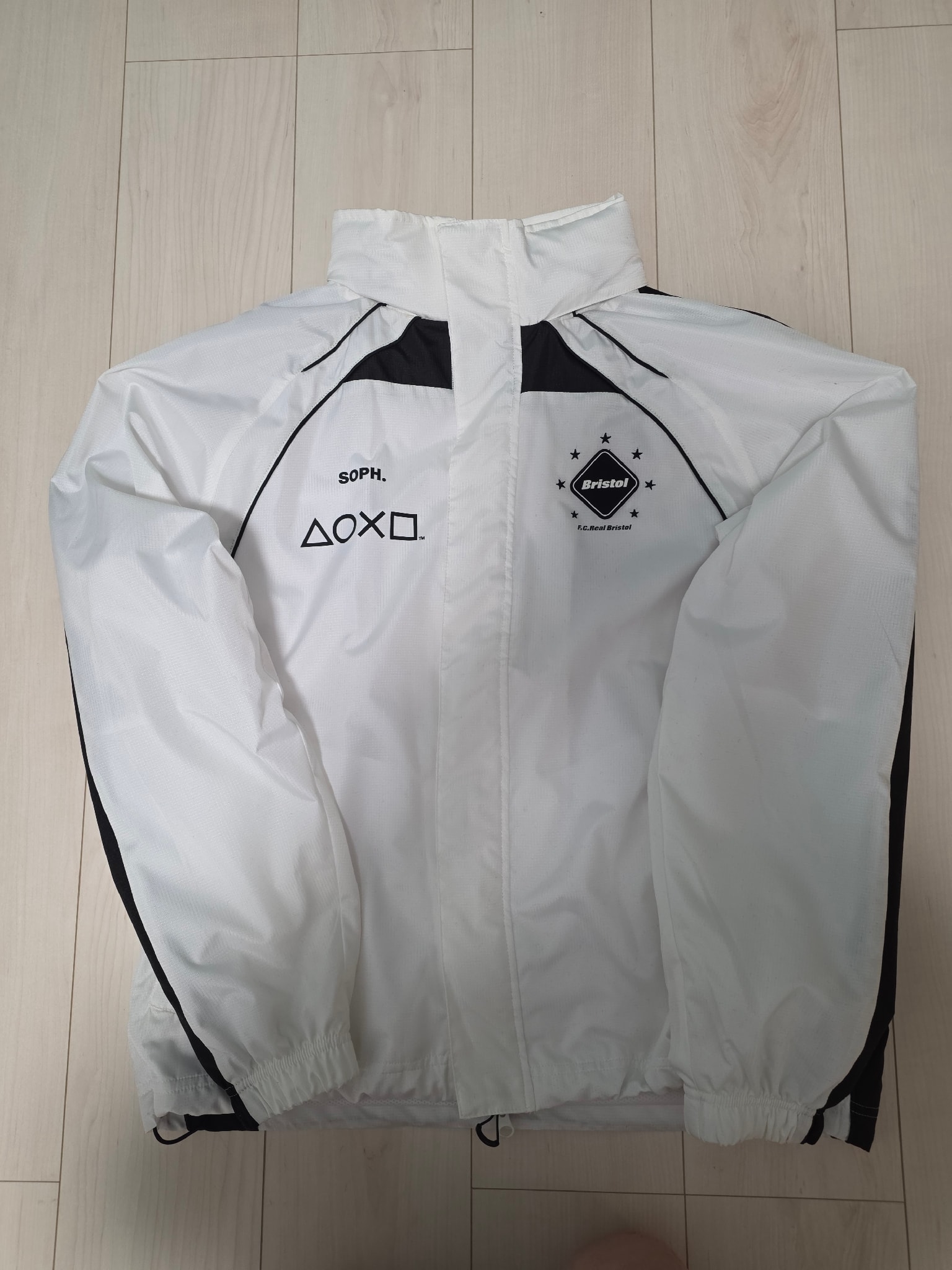 F.C.Real Bristol x PlayStation Warm Up Jacket "White"