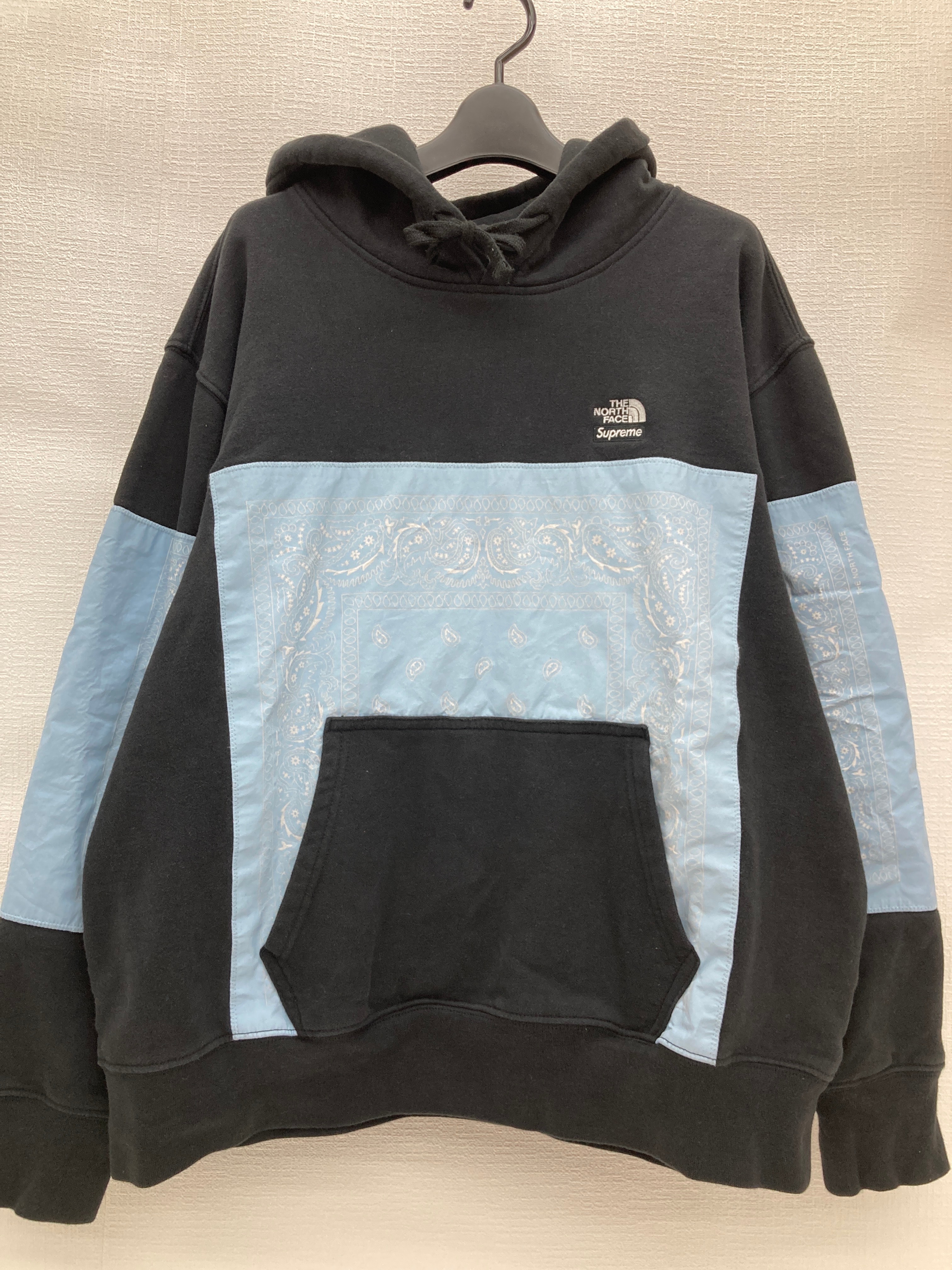Supreme x The North Face Bandana Hooded Sweatshirt "Black"