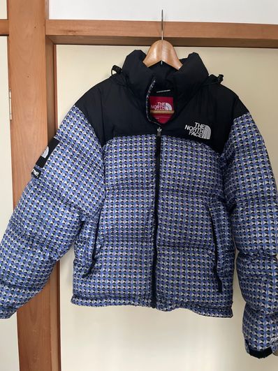 Supreme x The North Face Studded Nuptse Jacket "Royal"